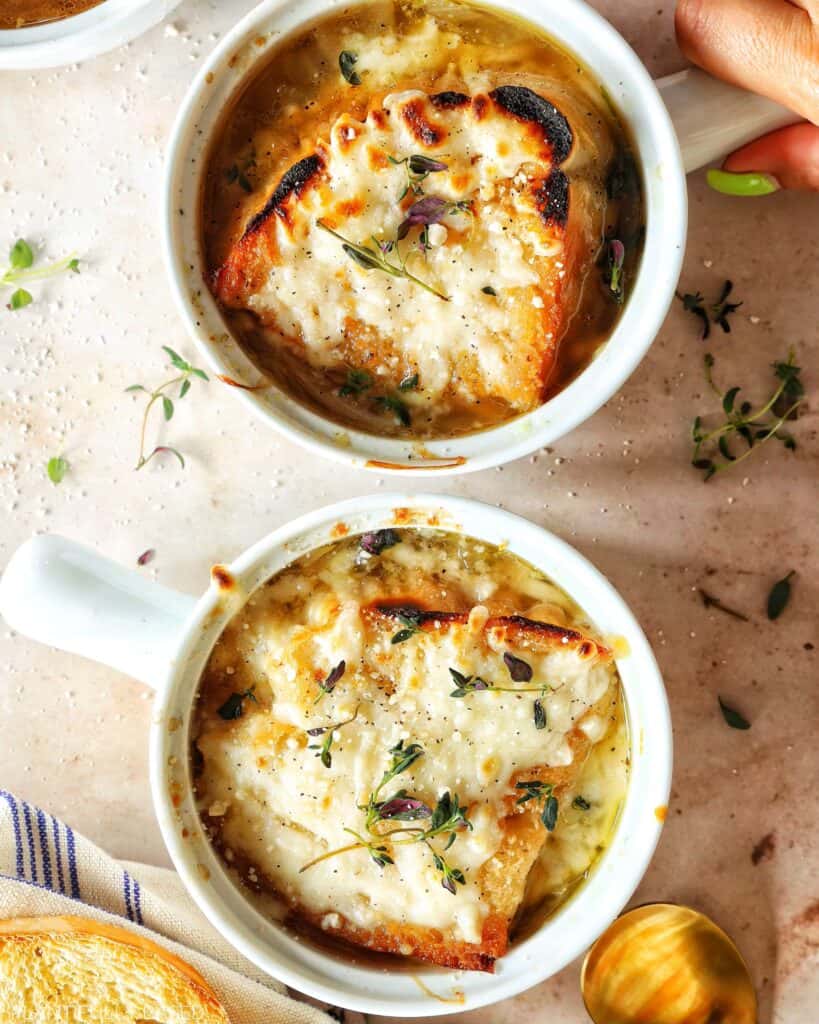 image of vegan french onion soup 2 bowls