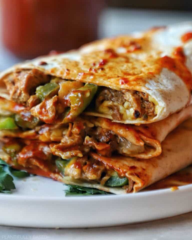 Vegan Philly Cheesesteak Quesadilla with Copycat Chipotle Vinaigrette ...