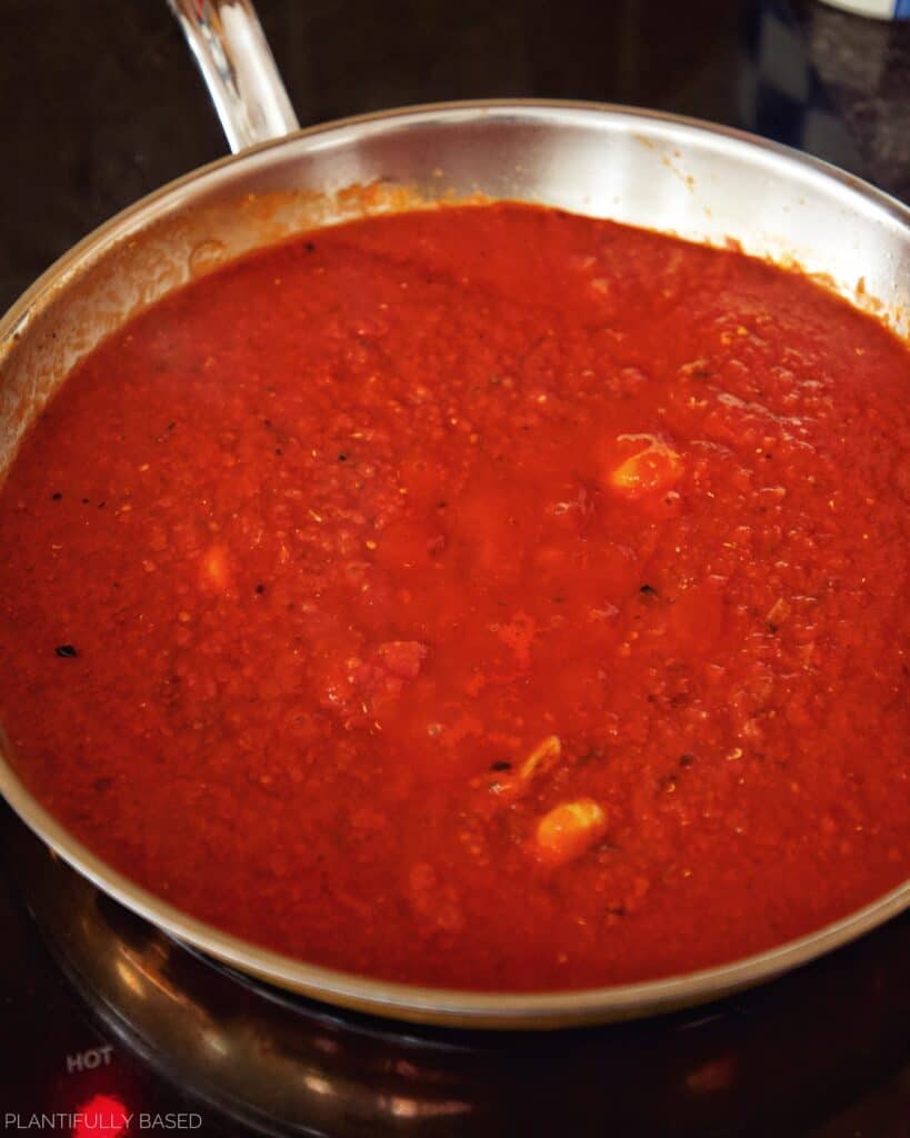arrabbiata sauce cooking