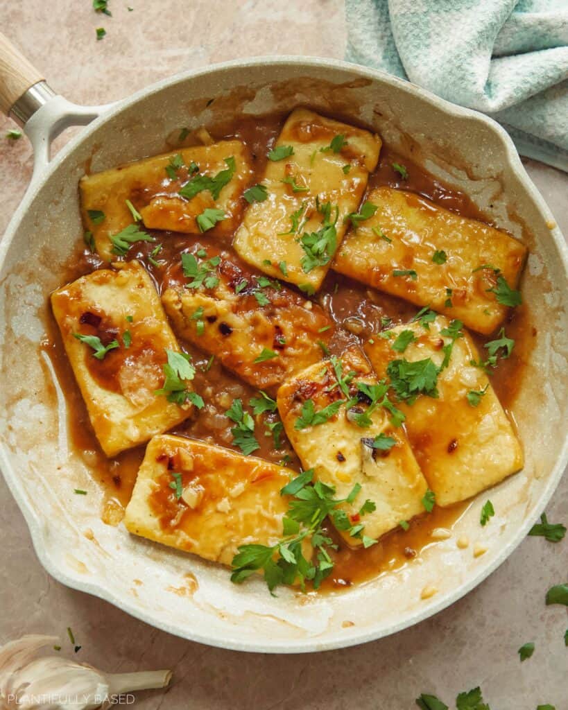 tofu marsala in a pan