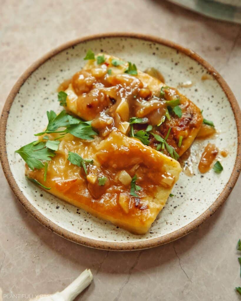 tofu marsala in a dish